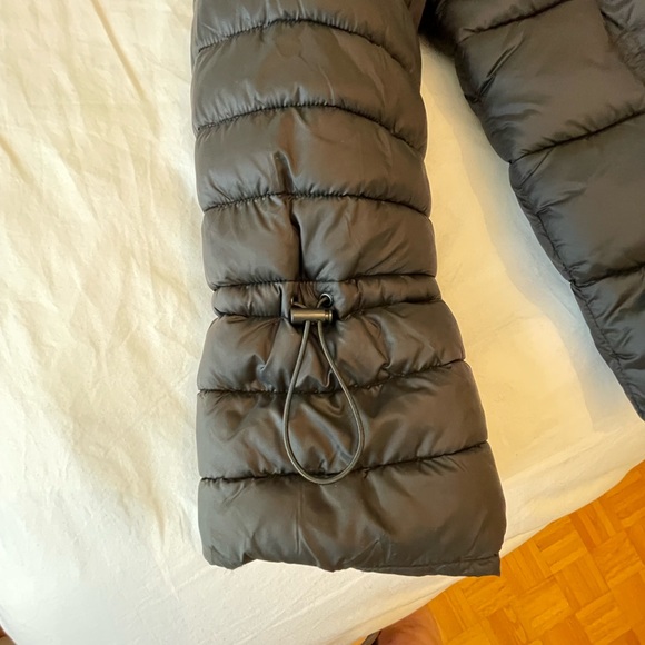 Puffer jacket with jewel snap buttons and zipper closure - Picture 2 of 5
